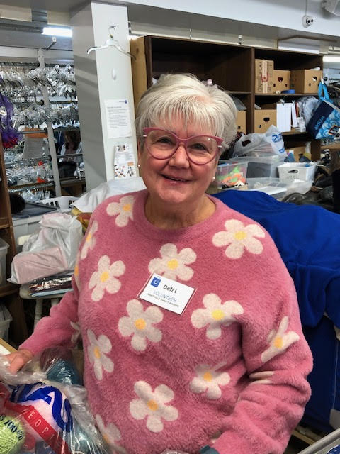 Volunteer Debbie Leach
