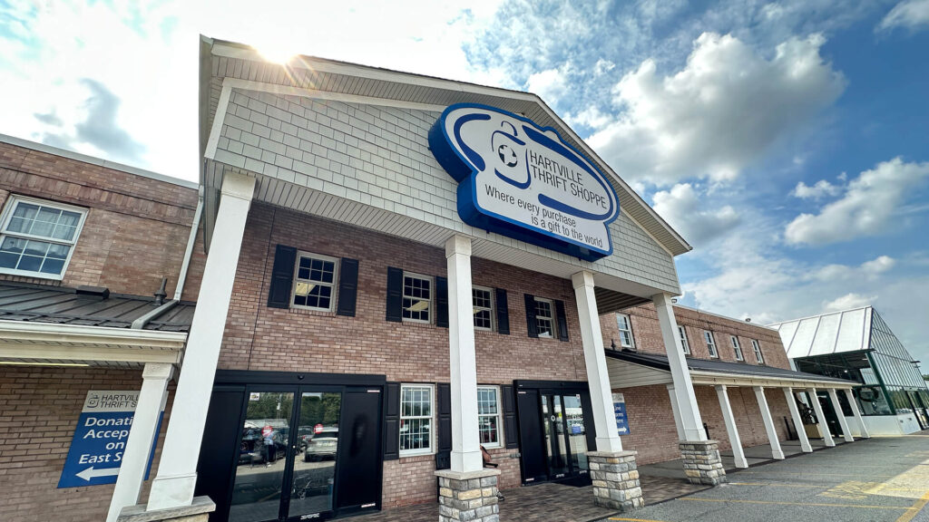 Hartville Thrift Shoppe front entrance